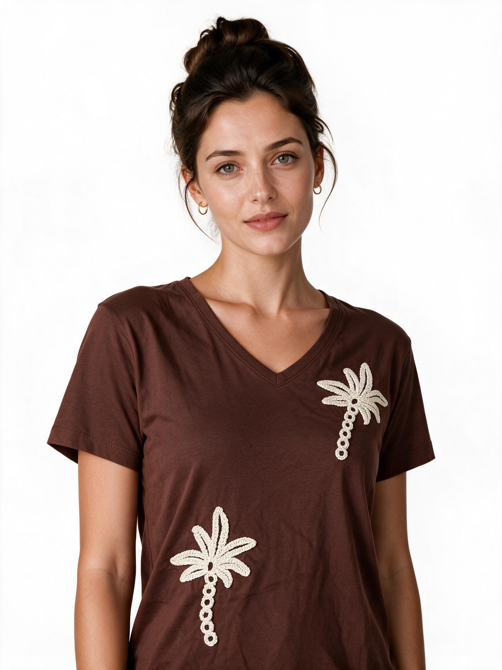 Brown palm tree applique V-neck t-shirt