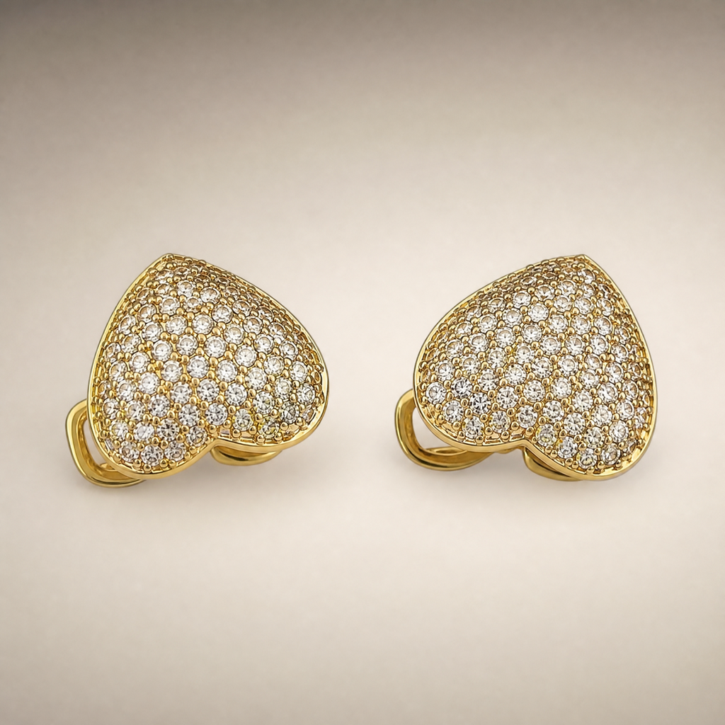 Gold Pavé Heart Stud Earrings – detail