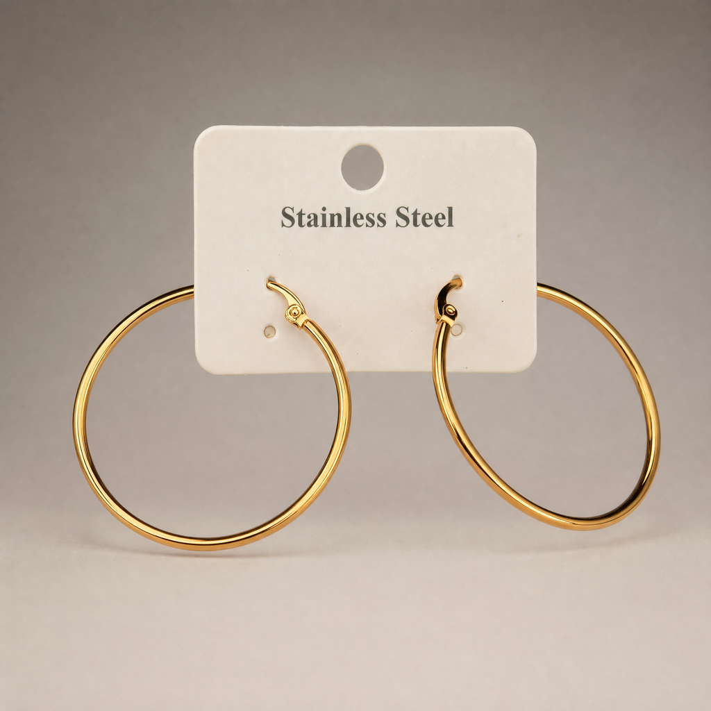 Classic Gold Hoop Earrings – detail