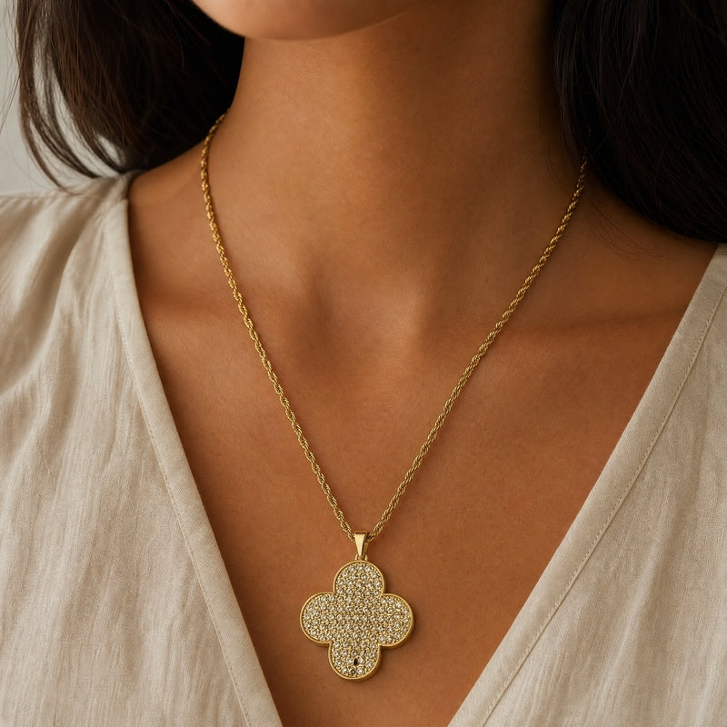 Gold rope-chain necklace with CZ pavé clover pendant